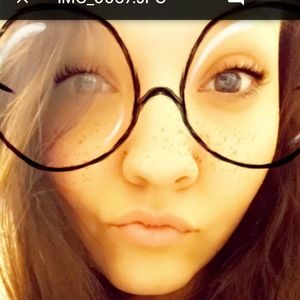 Meet your Posher, Brittney